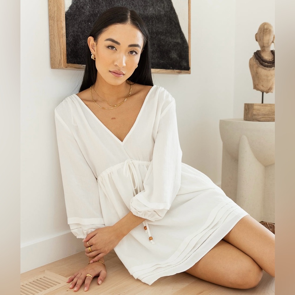 Mustard Seed | Long Sleeve V Neck White Dress | Boutique Purchased | Size M